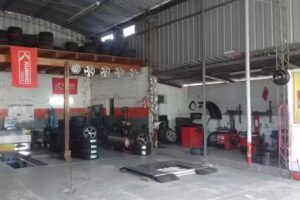 Alberto Castro Neumaticos