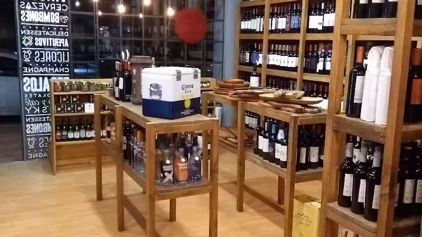 Almac&eacute;n De Bebidas Alem