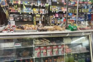 Almac&eacute;n Del Plata