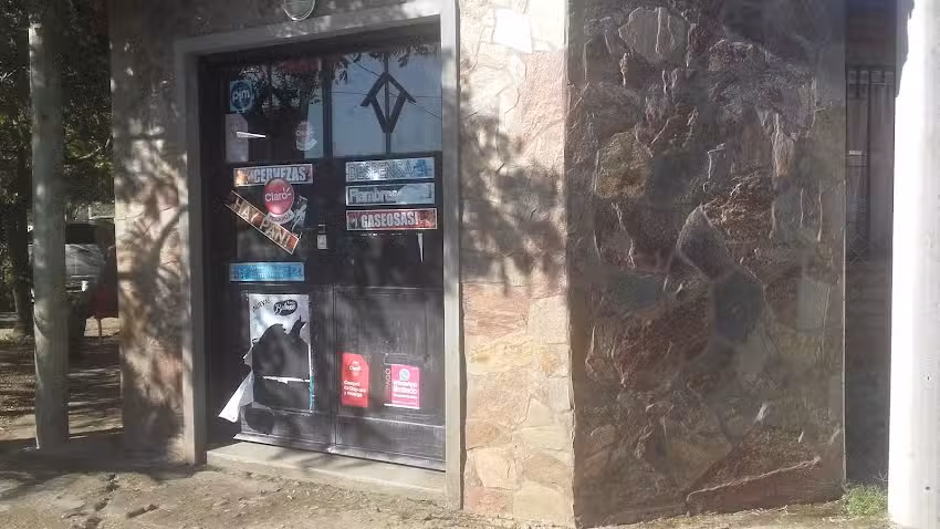 Almacen La Esquina