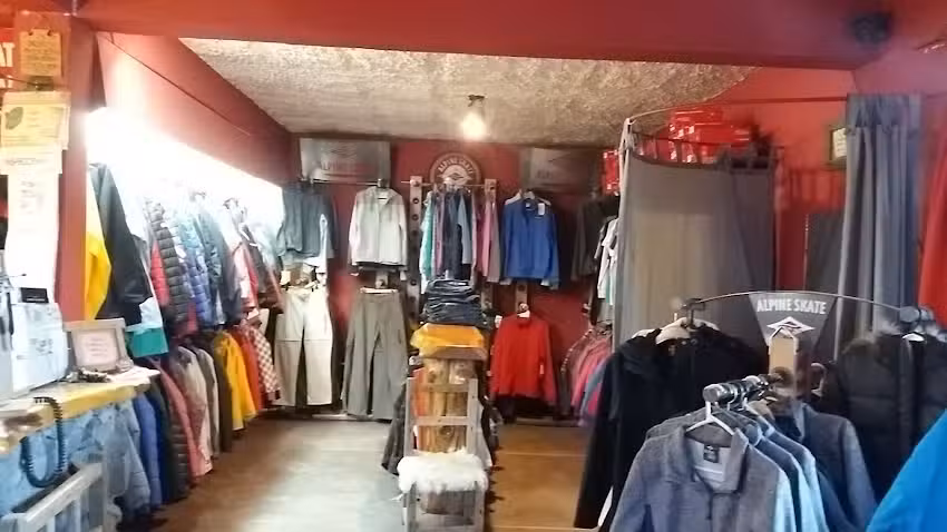 Alpine Skate / Los Troncos