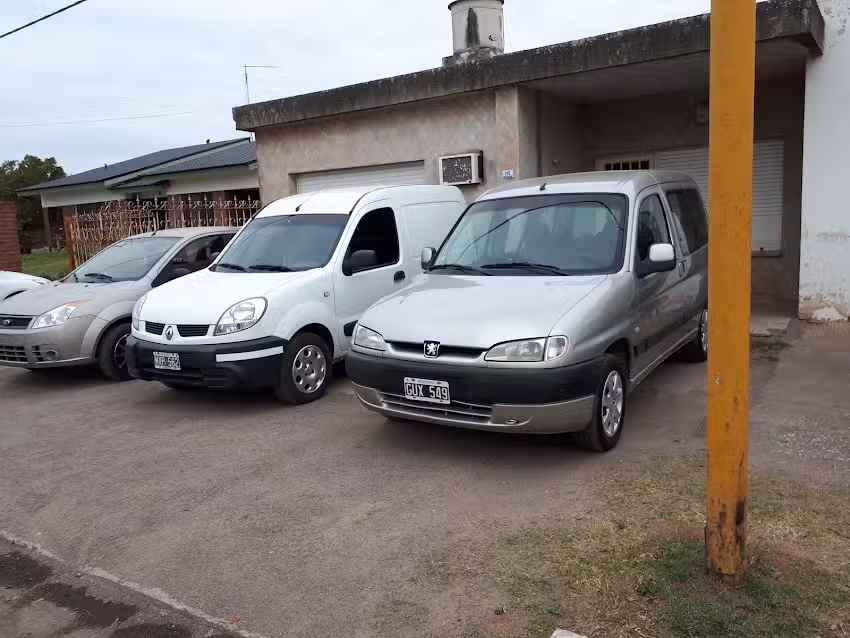 AUTOPUJATO