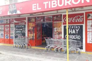 Autoservicio &ldquo;El Tiburon&rdquo;