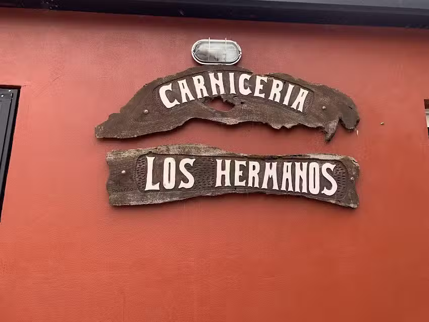Carnicer&iacute;a &ldquo;Los Hermanos&rdquo;