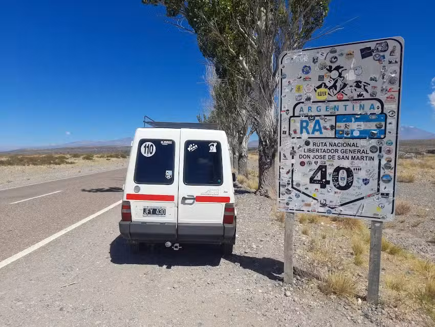 Despensa sobre la Ruta 40