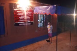 Drougtore 24/7 Franco y Jose de tuta suarez