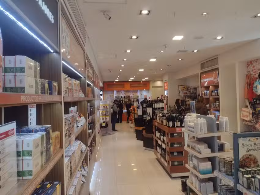 Duty Free Shop