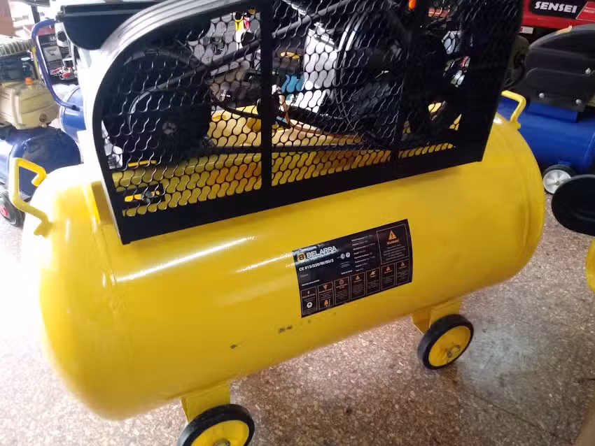 ECHO Vitacura MAQUINAS Y EQUIPOS