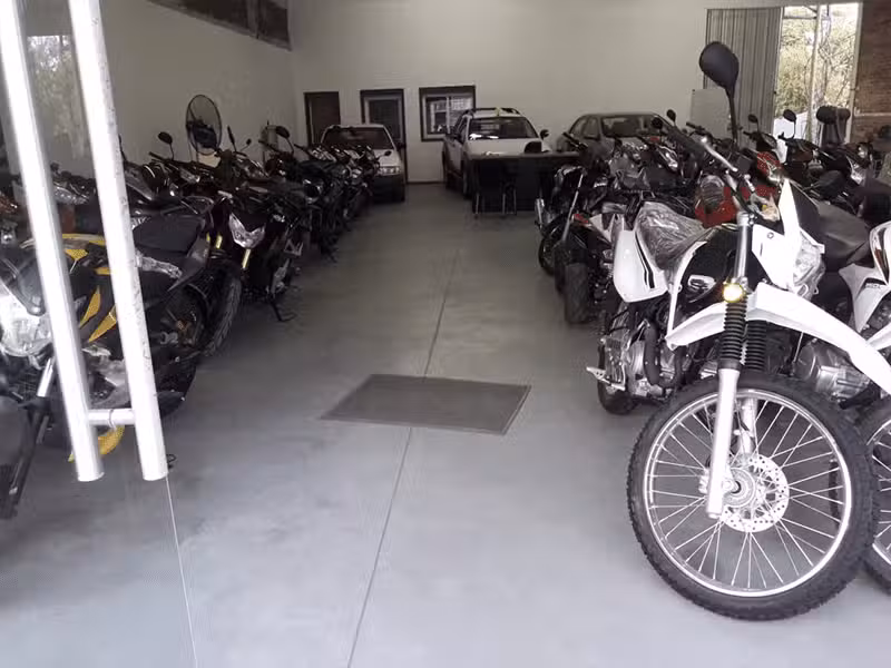 El Garage Venta de Motos Nuevas y Usadas