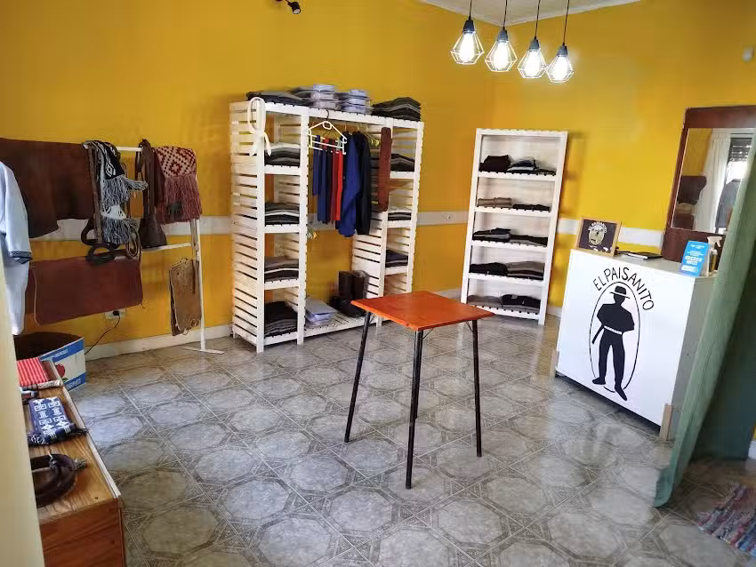 El paisanito, ropa de campo