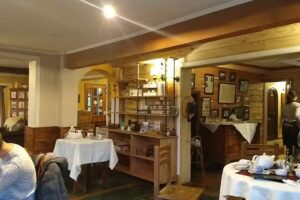 Equs &ndash; Casa de t&eacute; gal&eacute;s