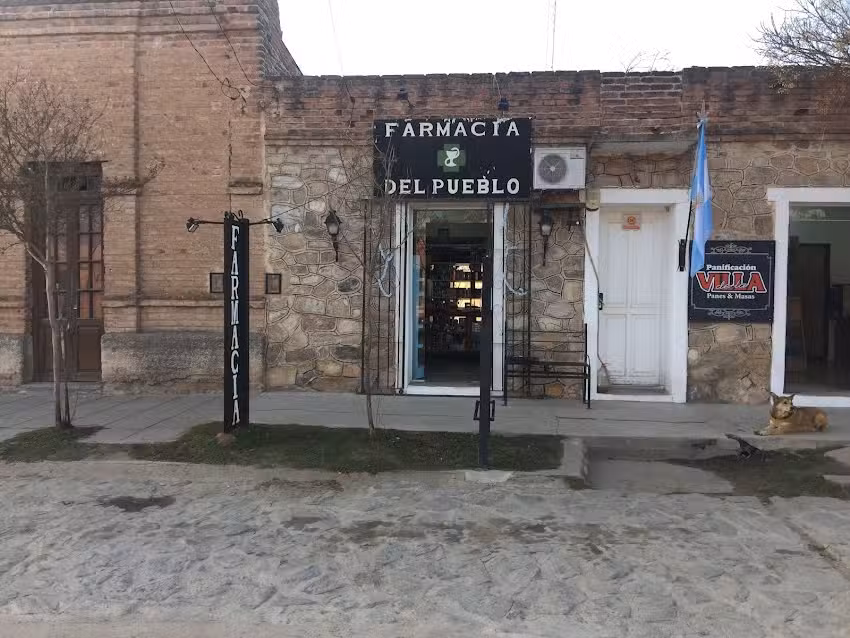 Farmacia Del Pueblo