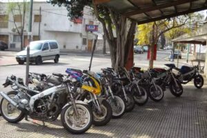 FC Motos – Mecanica Y Escapes a Medida (Devoto)