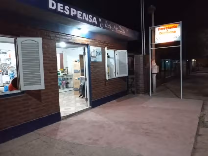 Ferreter&iacute;a y despensa San julian