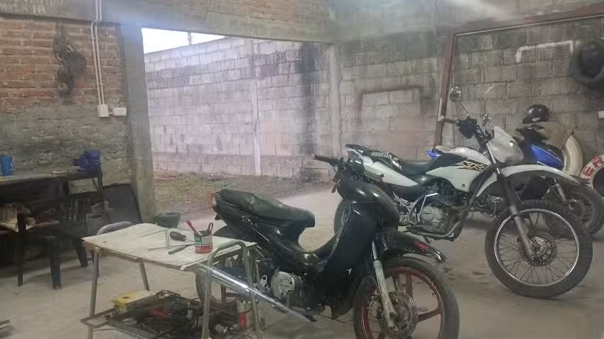 GOMERIA Y TALLER DE REPARACI&Oacute;N BARRIO NORTE