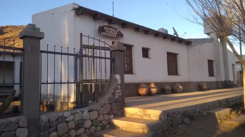 Hospedaje Las Tinajas