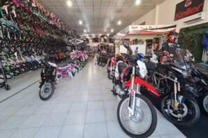 JUN&Iacute;N MOTO BIKE