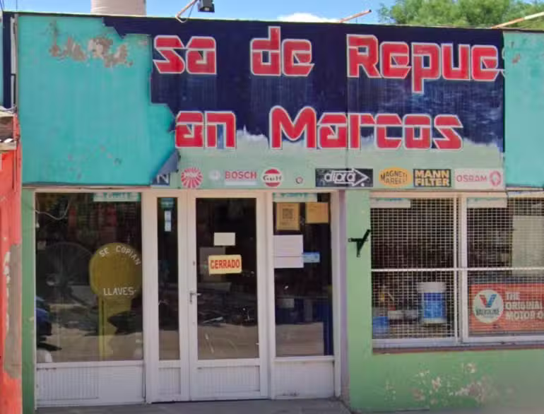 La casa del repuesto