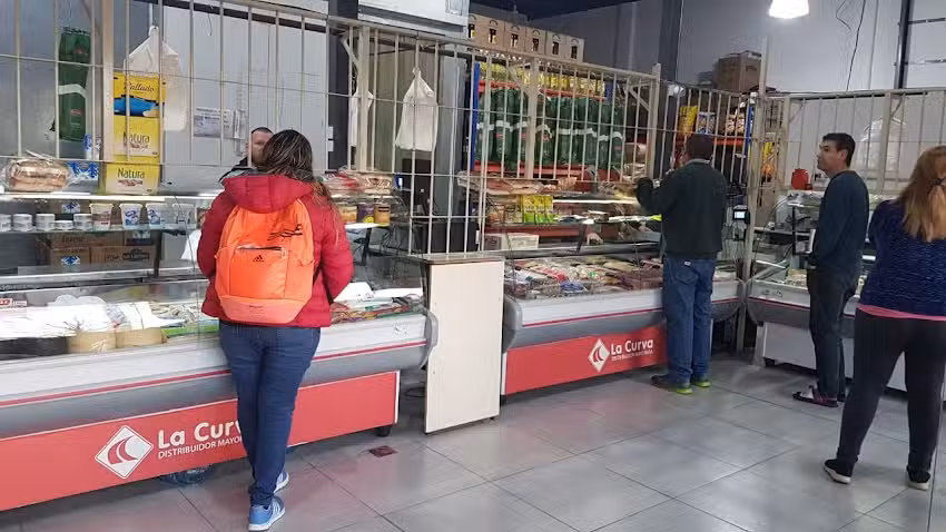 La Curva Distribuidor Mayorista y Minorista