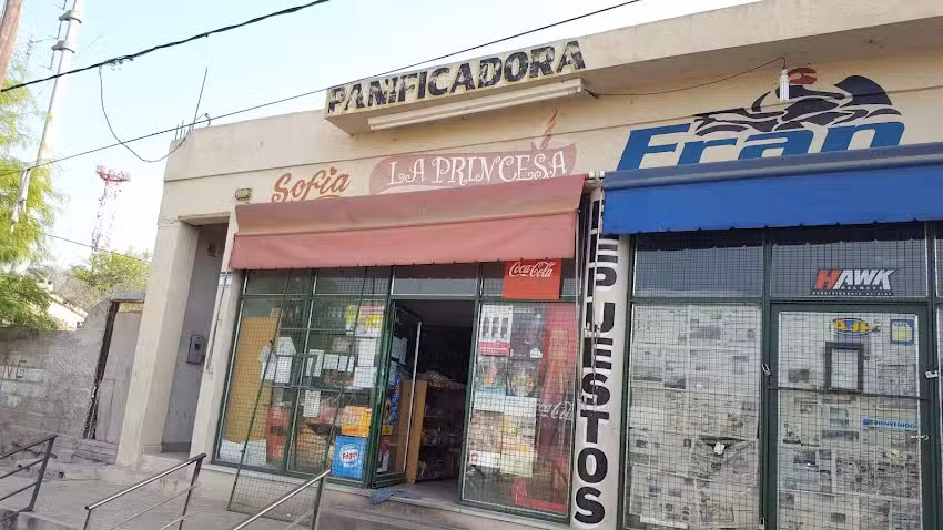 LA PRINCESA MINIMARKET & PANADER&Iacute;A