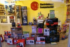 LBK &ndash; Electronica & Computacion