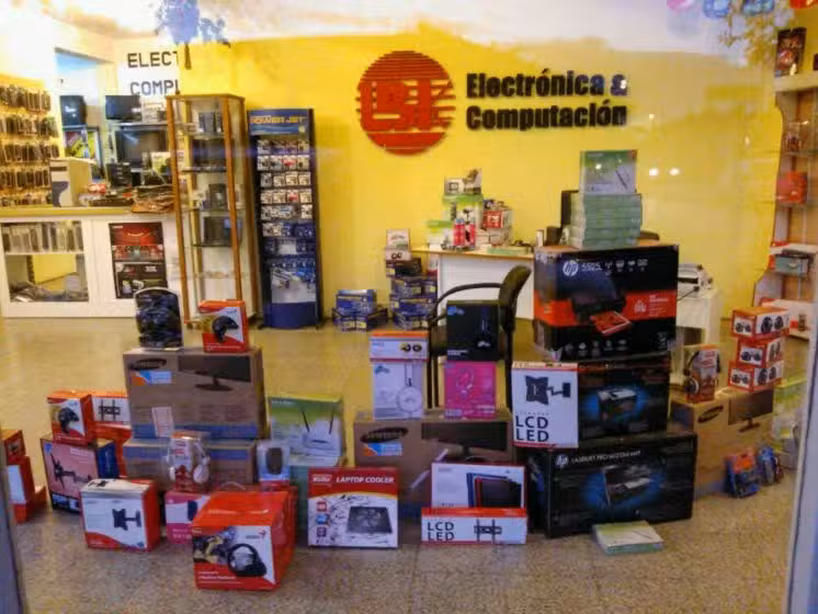 LBK &ndash; Electronica & Computacion