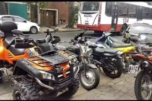 Leo Motos -Remolque /Grua propio-Rapido y eficaz-Grua al instante-Tecnico a domicilio-Gomeria-Auxilio mecanico-