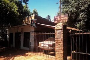 Lo de colo moto garage