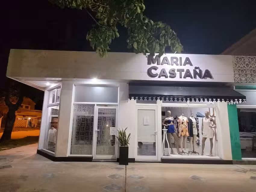 Maria Casta&ntilde;a Indumentaria