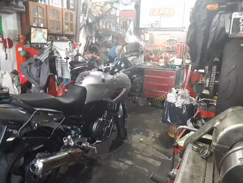 Mecanica de motos JUAN