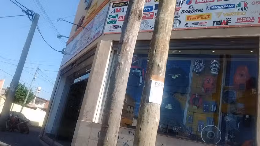 Moto Cabrera