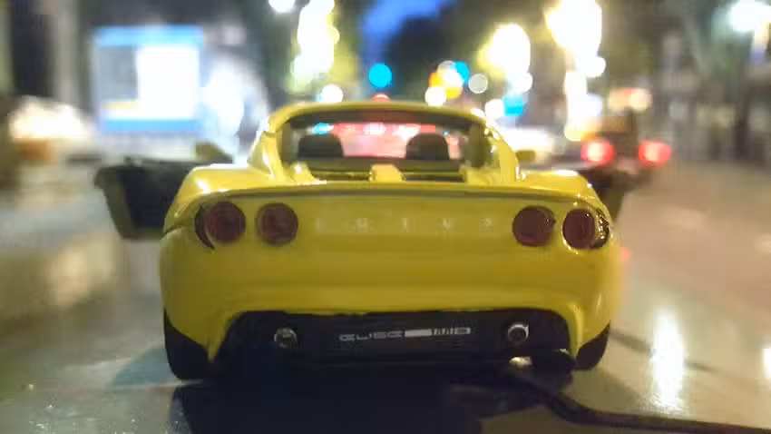 Moto Car