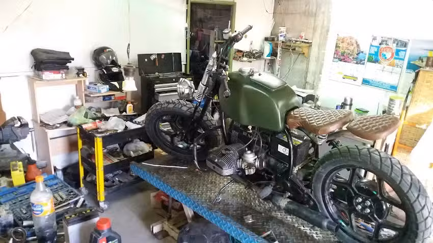 Moto carlitos Salta electricidad