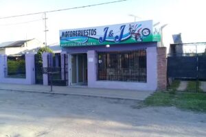 Moto Repuestos J y J