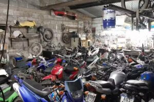 MOTO TALLER De Juan Y Jenaro RUIZ