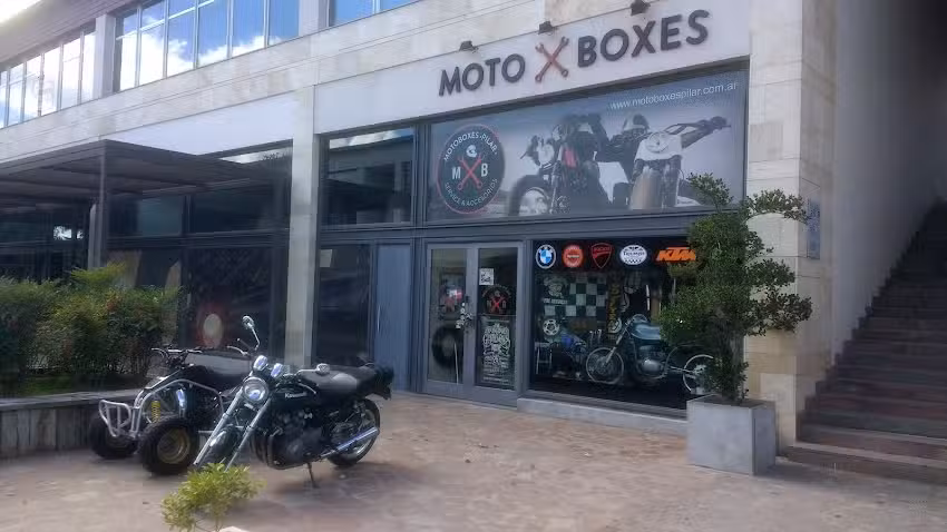 MOTOBOXES Pilar