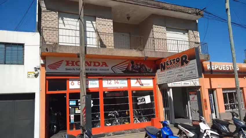 N&eacute;stor Motos Venado Tuerto