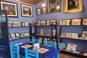 NUEVE MUSAS. Caf&eacute; y Bar. Galer&iacute;a de arte y dise&ntilde;o