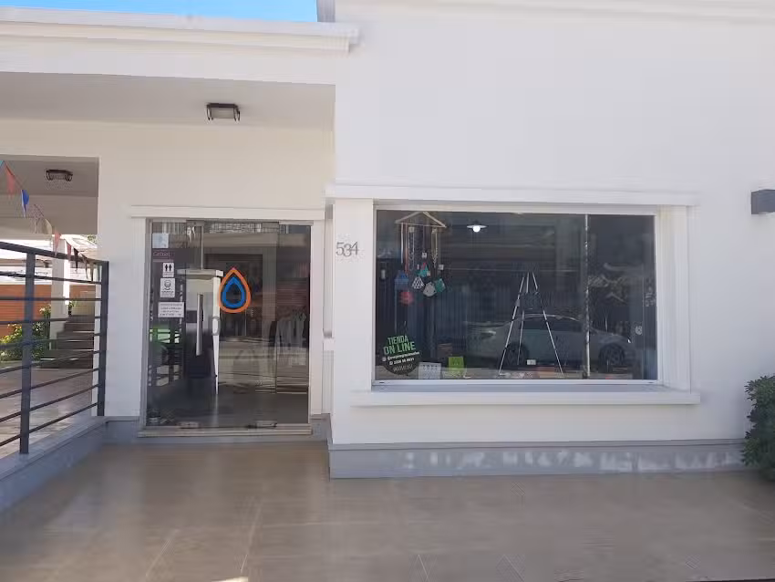 OVEJA NEGRA CA&Ntilde;UELAS