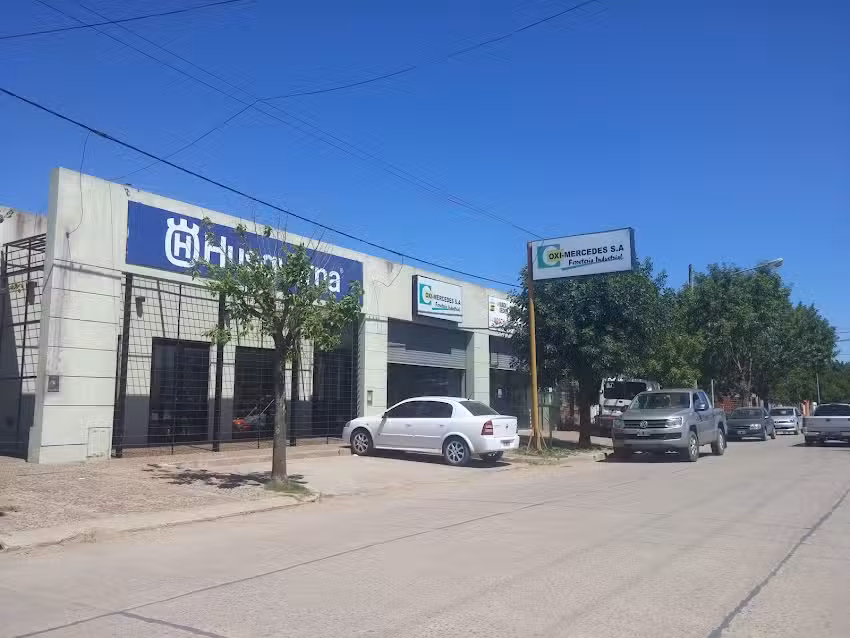 Oxi-Mercedes Sucursal Suipacha