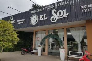 Panader&iacute;a y Confiter&iacute;a El Sol Sarmiento