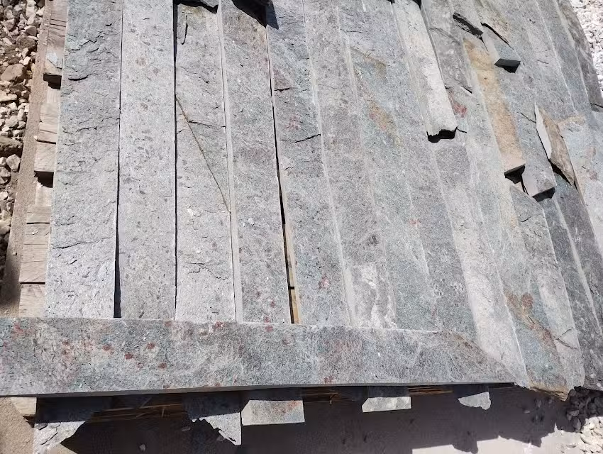 Piedras Real y corralon