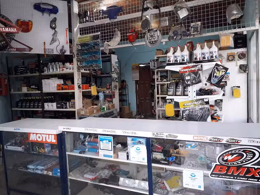 Pocho Motos (Repuestos y Accesorios)