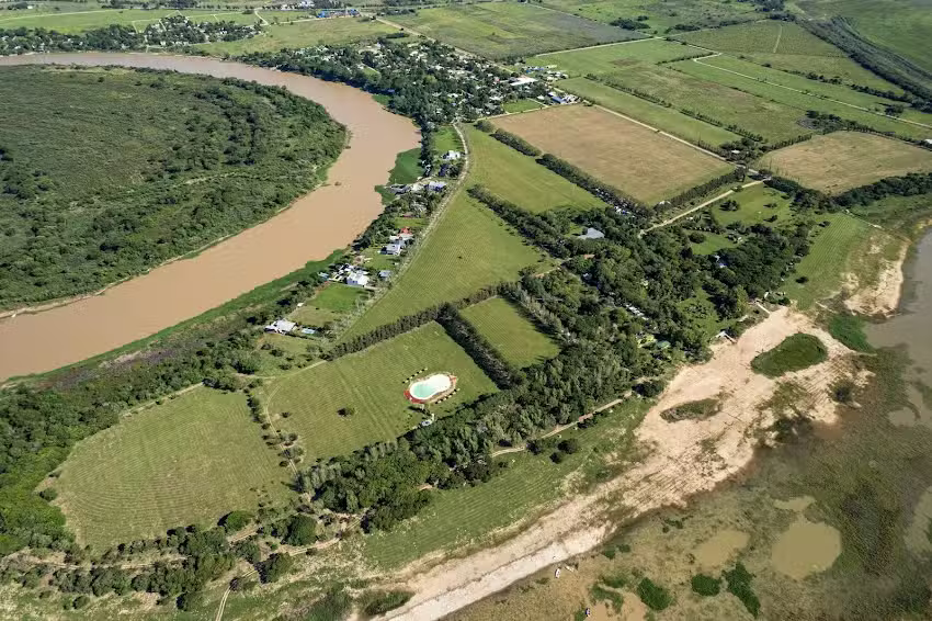PUNTA ARENA. Complejo Tur&iacute;stico