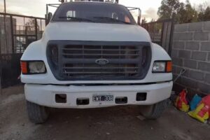 Reparacion y Pintura de pl&aacute;sticos y fibra