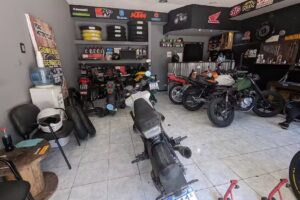 Road – Gomería de Motos