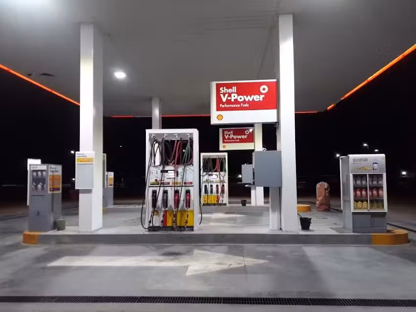 SHELL Fr&iacute;as Dr Pedro Llorvandi Estaci&oacute;n de Servicios