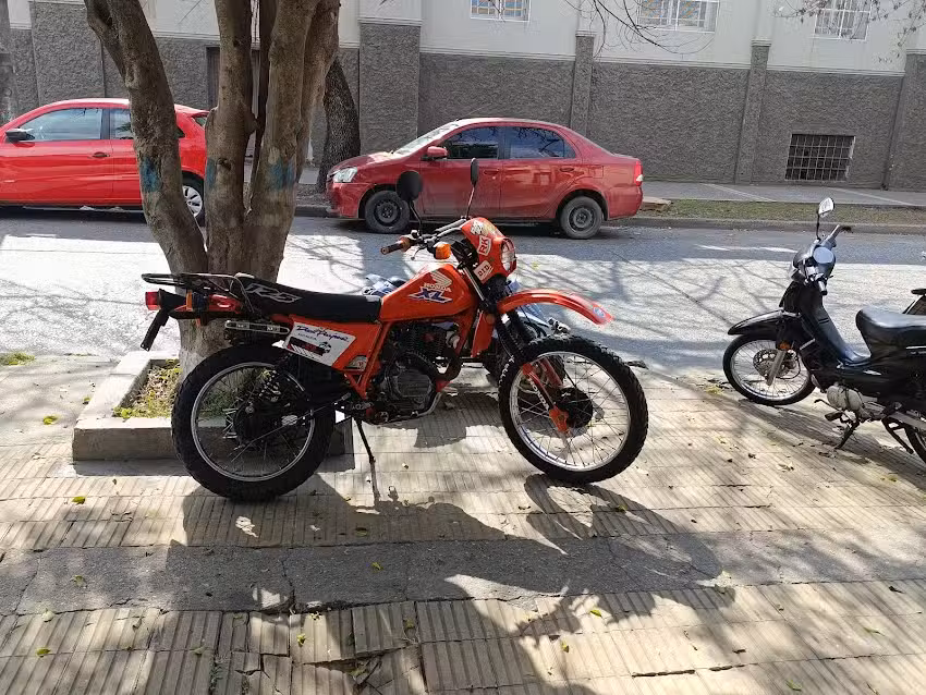 STM repuestos de motos y taller .. electricidad