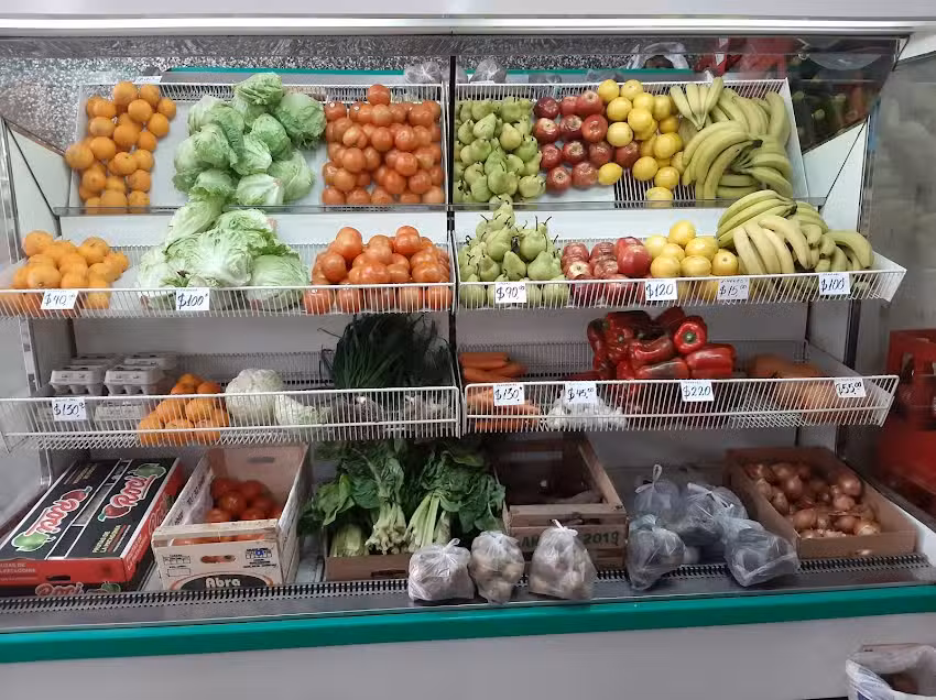 Supermercado JFA de Aixa y Hugo Caruso