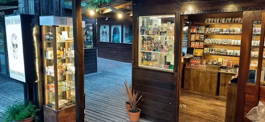 TABAQUERIA Escarlata & Dulcinea &ndash; Tienda de Tabaco
